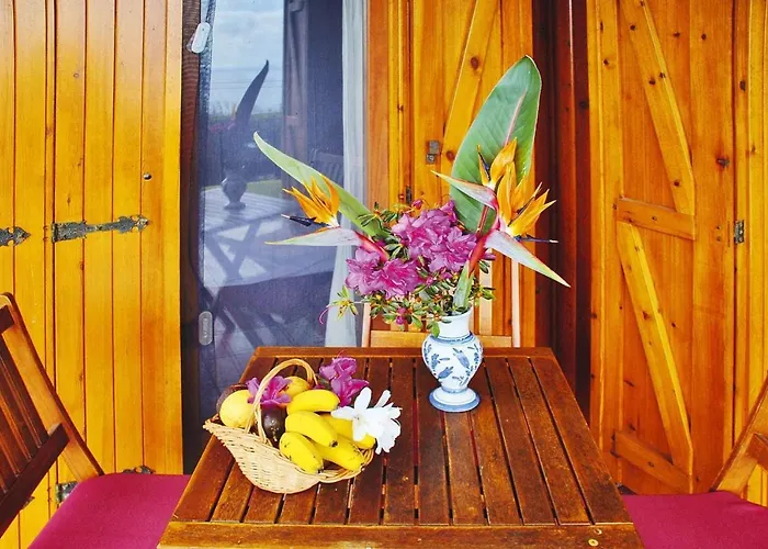 Holiday Homes Quinta Dos Curubas, Vila Franca Do Campo, Sao Miguel, Azores